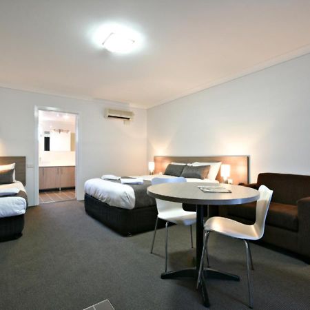 The Aberdeen Motel Dubbo Bagian luar foto