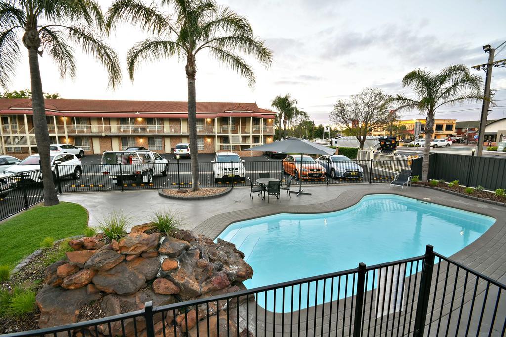 The Aberdeen Motel Dubbo Bagian luar foto