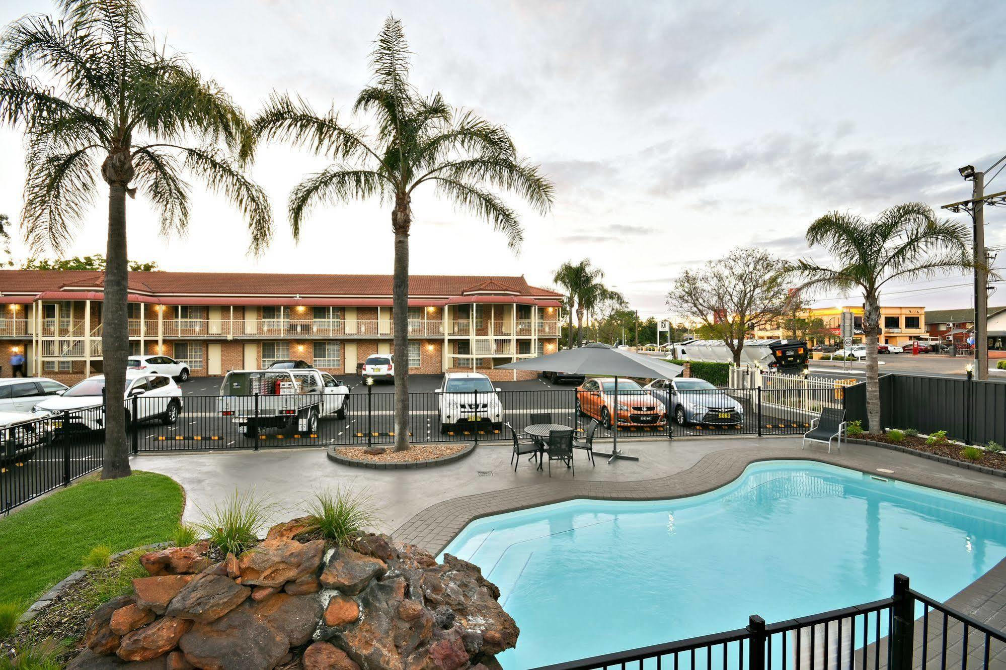 The Aberdeen Motel Dubbo Bagian luar foto