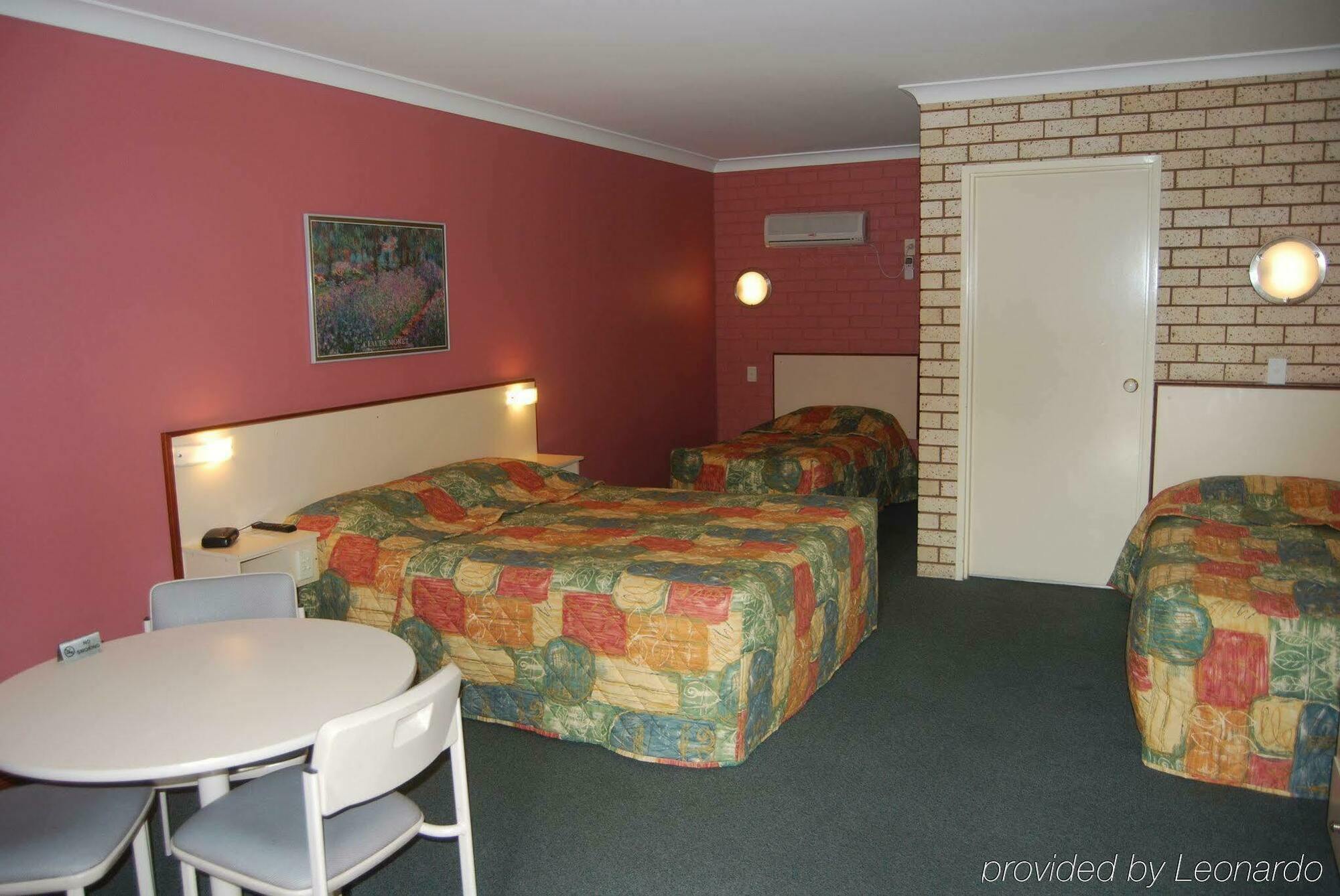 The Aberdeen Motel Dubbo Bagian luar foto